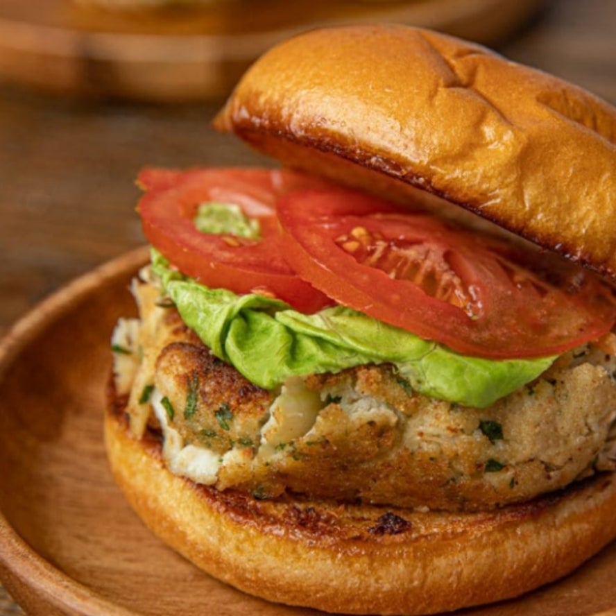 Ultimate Lump Crab Cake Sandwich Or Cake Got Seafood and Steaks...?